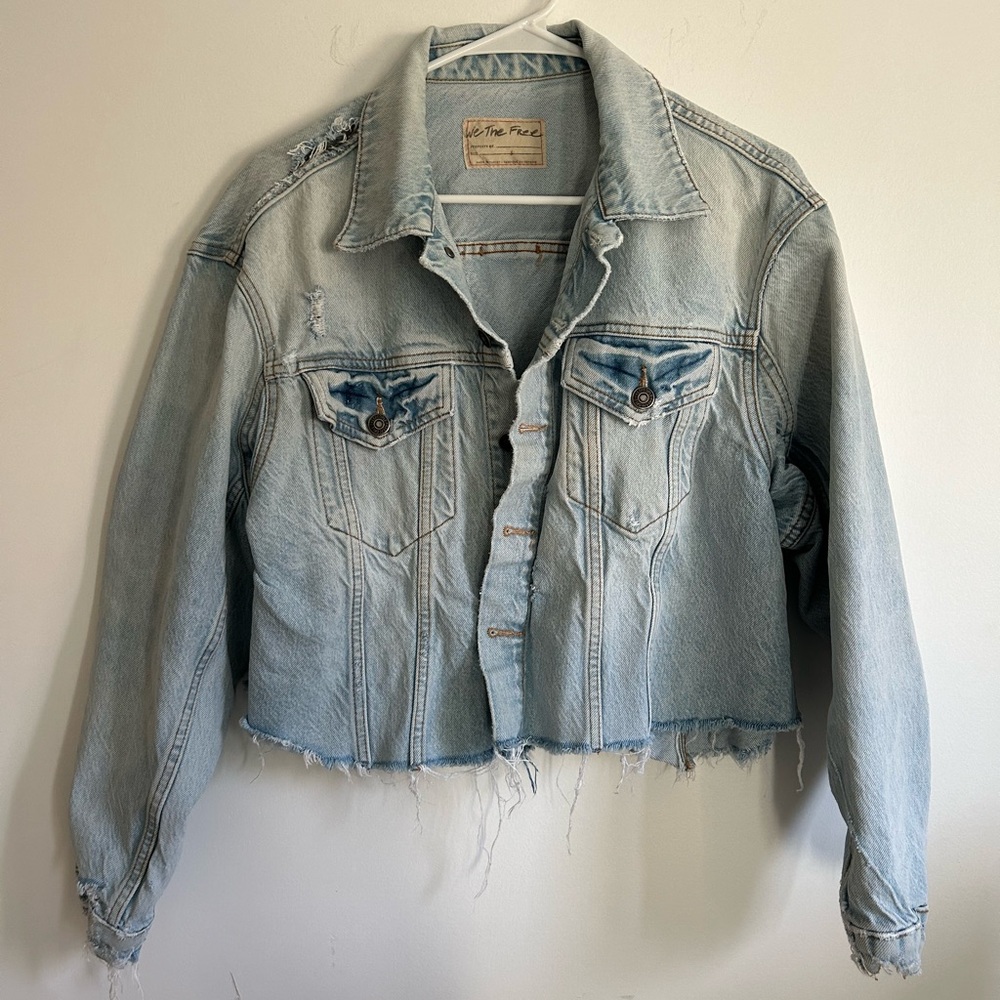 Free People We The Free Distressed Cropped Denim Jacket